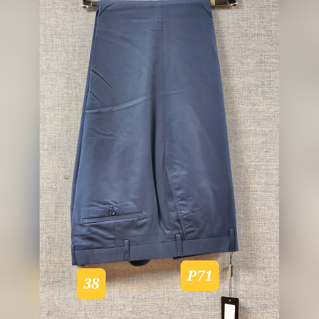 Mens Dress Pants  Size 38  Brand New With Tags  P  71